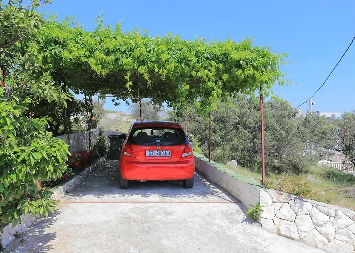 With Parking Space Seget Vranjica, - 11273 아파트 *