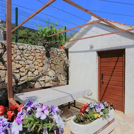 Apartment With A Parking Space Seget Vranjica, - 11273