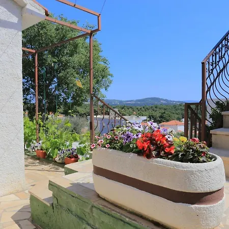 With Parking Space Seget Vranjica, - 11273 Appartement