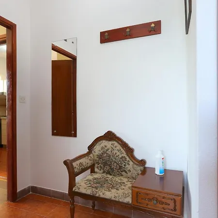 Apartment With A Parking Space Seget Vranjica, - 11273