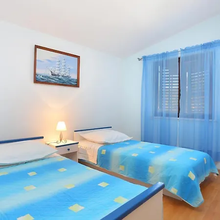 With A Parking Space Seget Vranjica, - 11273 *
