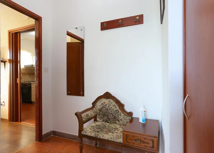 Appartement With Parking Space Seget Vranjica, - 11273